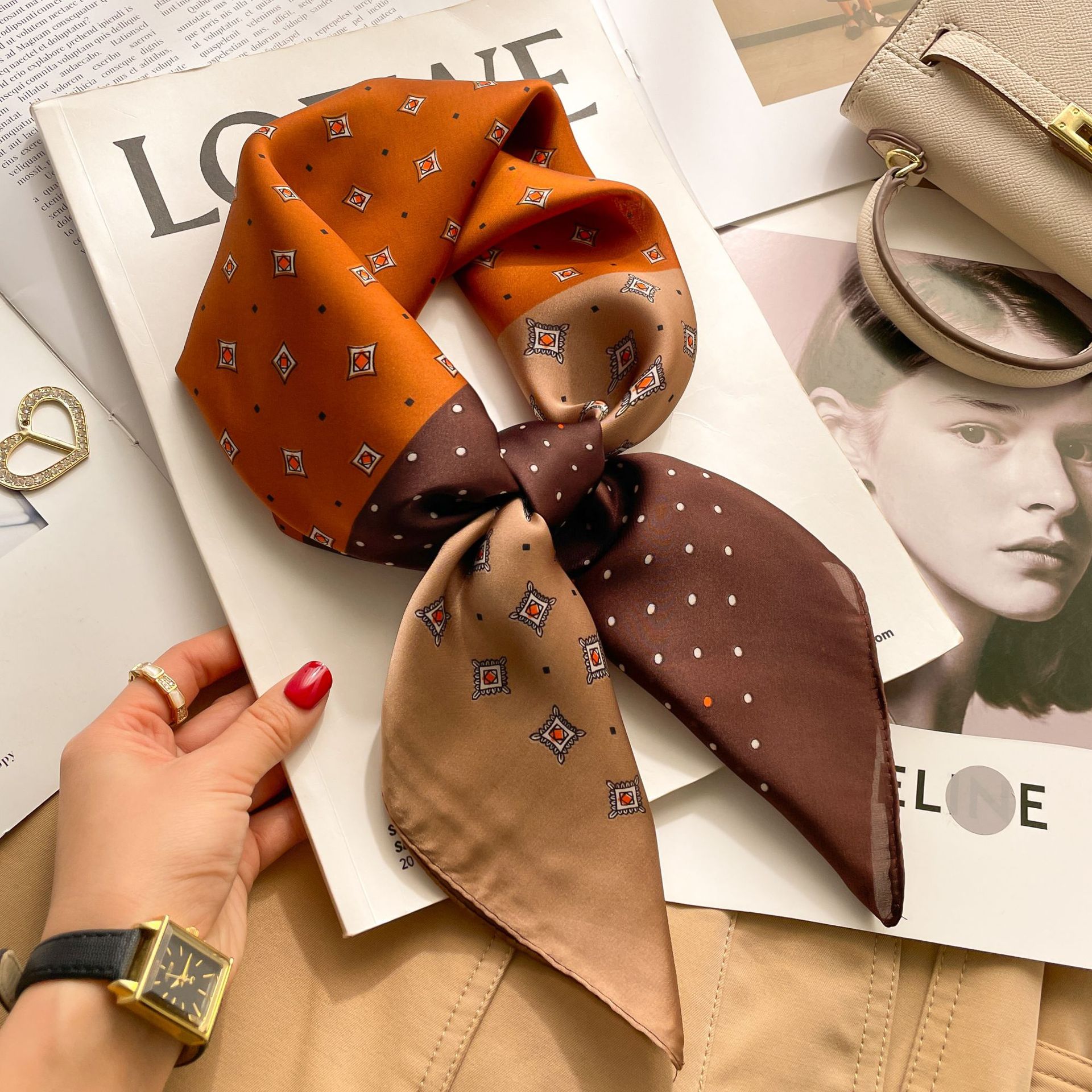2025 Luxury Fashion Print 70*7 - Women Bags Online 리뷰 및 가격