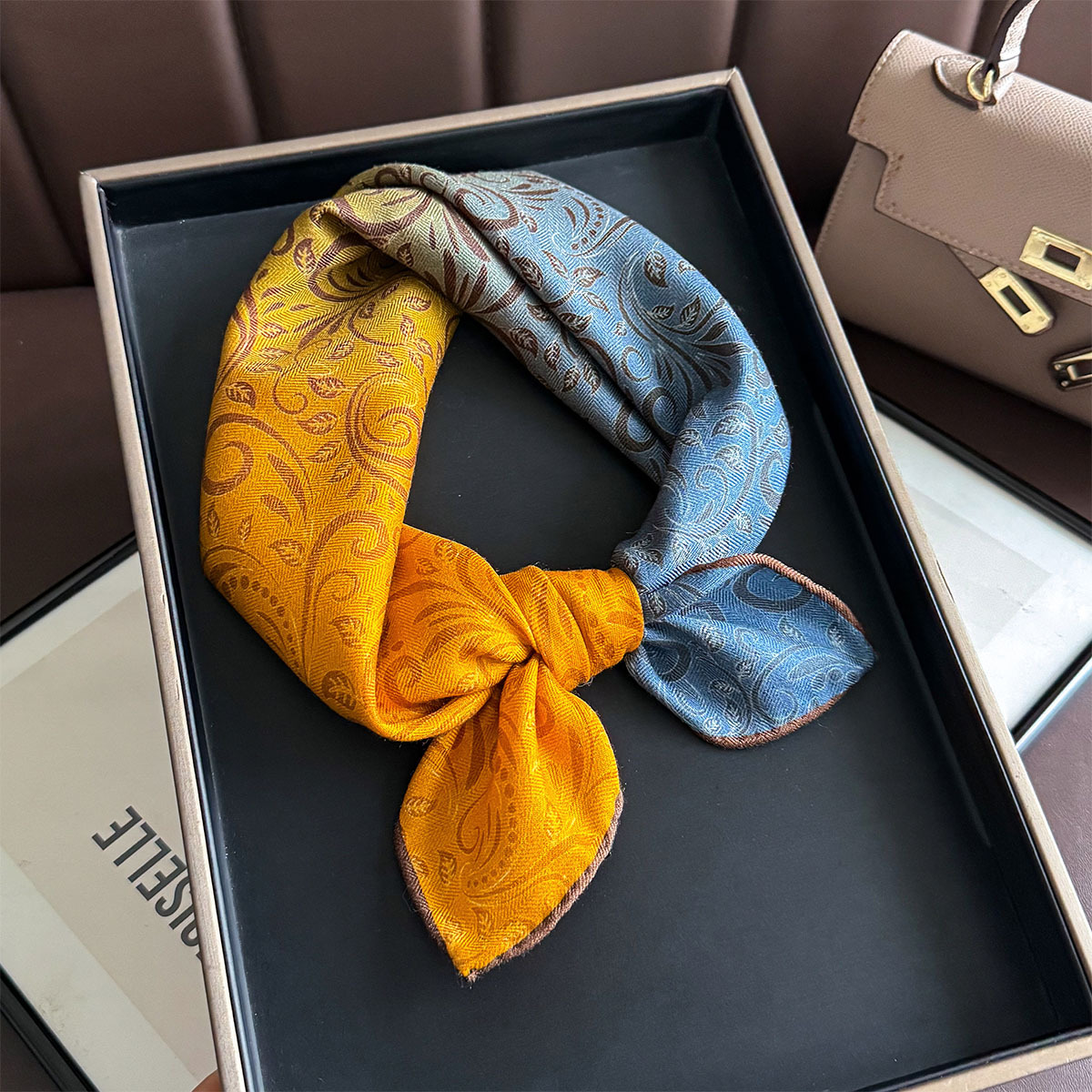 82% Wool 18% Real Silk Scarf N - Women Bags Online 리뷰 및 가격