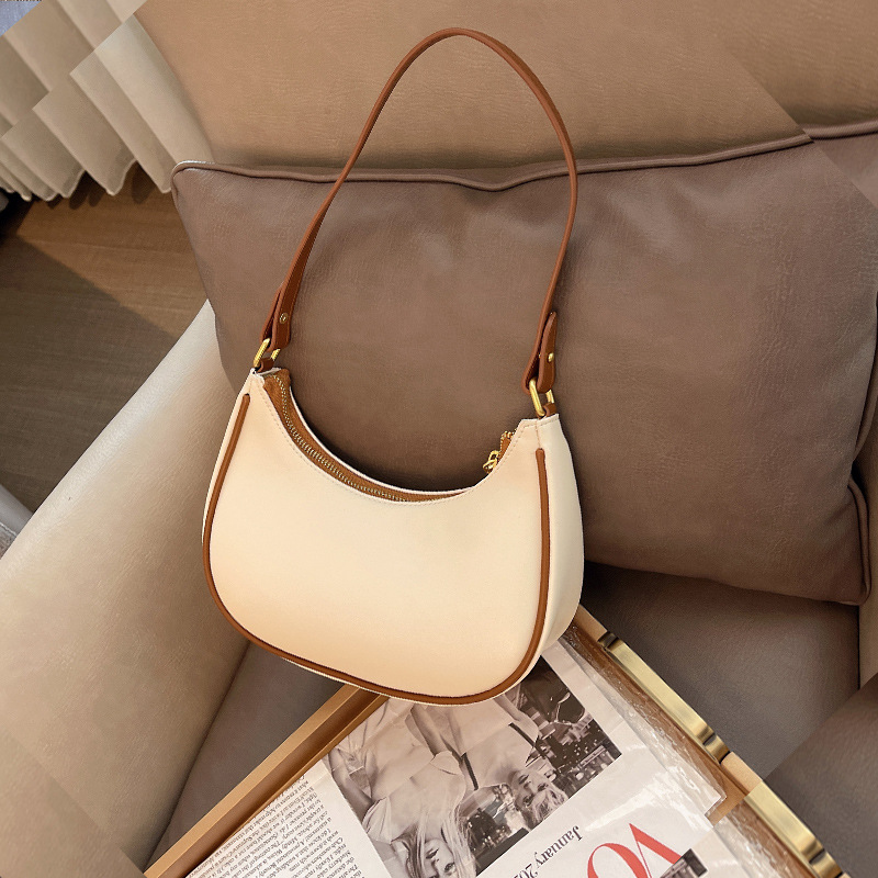 Small Carmpit Bag Female 2024  - Women Bags Guess 리뷰 및 가격