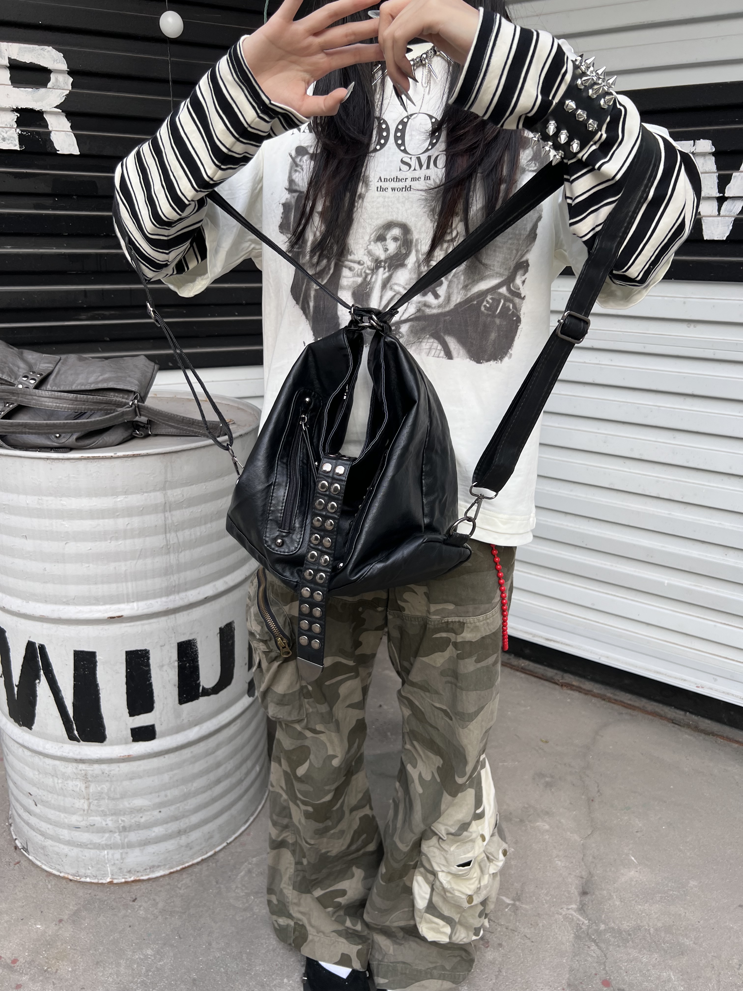 Retro Rivet Spice Girl Handbag - Women Bags With Laptop Compartment 리뷰 및 가격