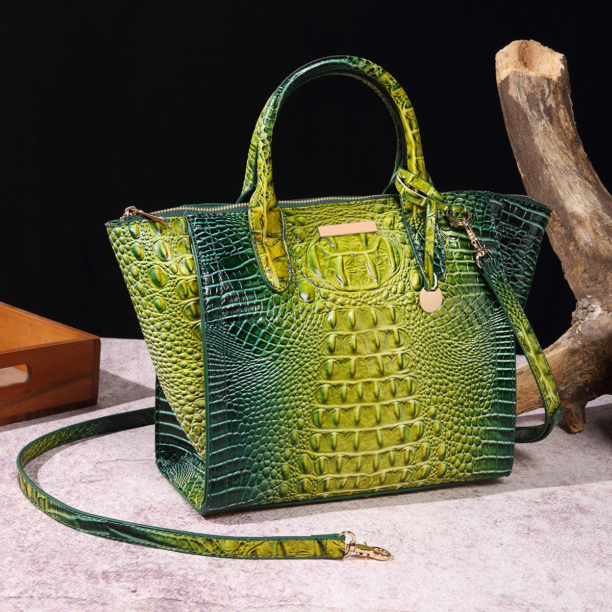 Crocodile pattern Designer Bra - Women'S Bags Longchamp 리뷰 및 가격